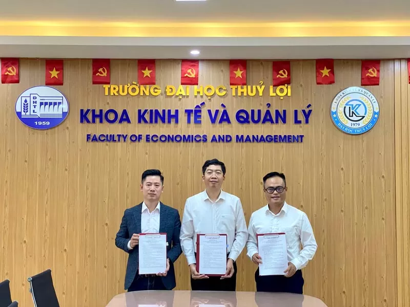 KÝ KẾT HỢP TÁC CHIẾN LƯỢC 3 BÊN: VNNIC - NHÂN HÒA - ĐẠI HỌC THỦY LỢI