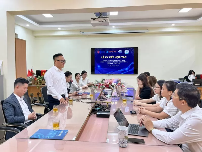 KÝ KẾT HỢP TÁC CHIẾN LƯỢC 3 BÊN: VNNIC - NHÂN HÒA - ĐẠI HỌC THỦY LỢI